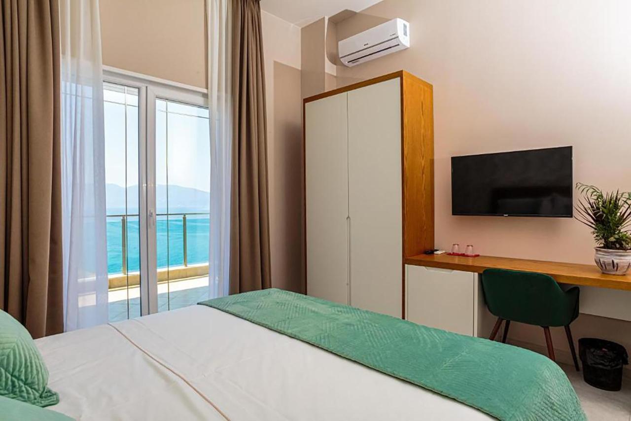 Hotel Toto & 4*