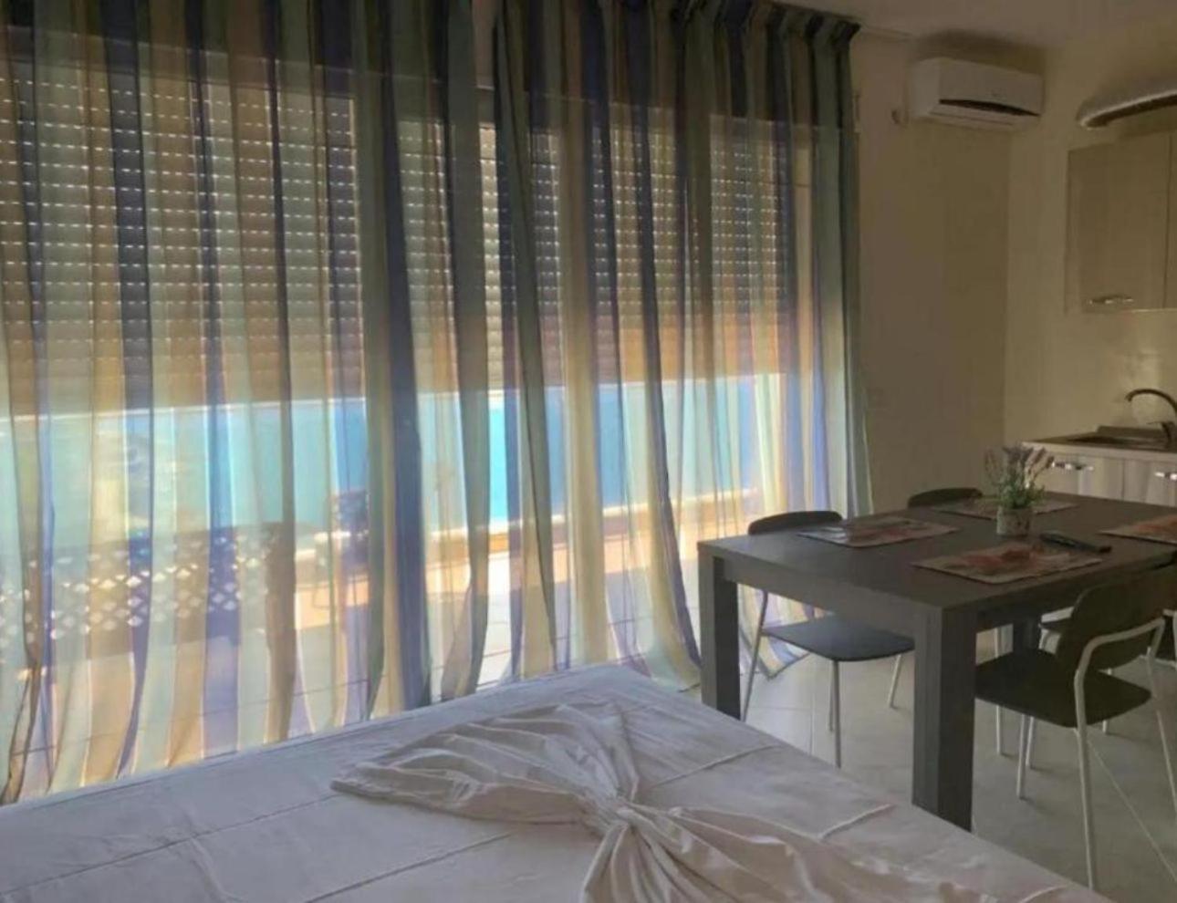 Hotel Toto &